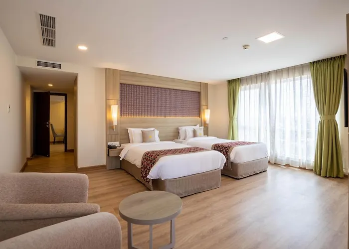 Crowne Imperial -