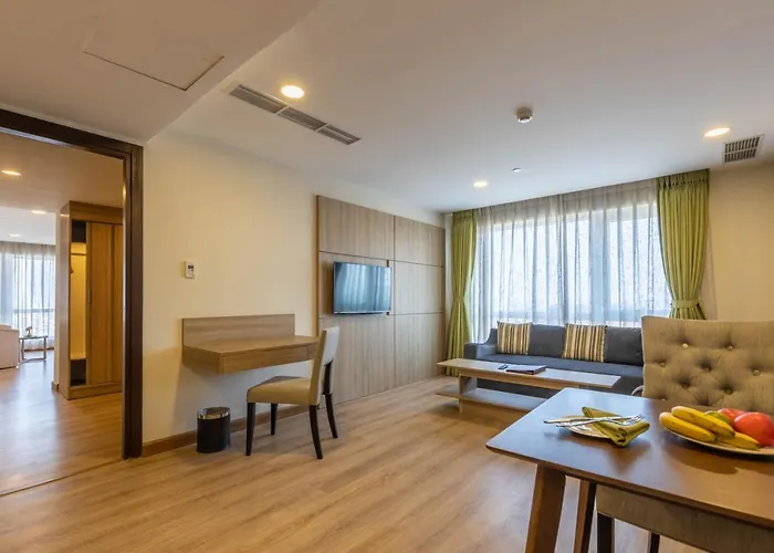 Hotel Crowne Imperial - 4*