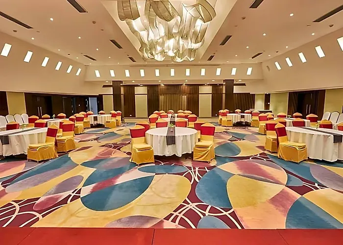 Crowne Imperial - 4*