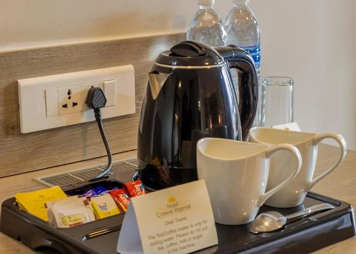 Crowne Imperial - Hotel