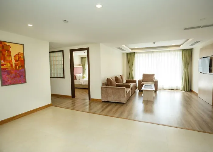 Hotel Crowne Imperial - 4*